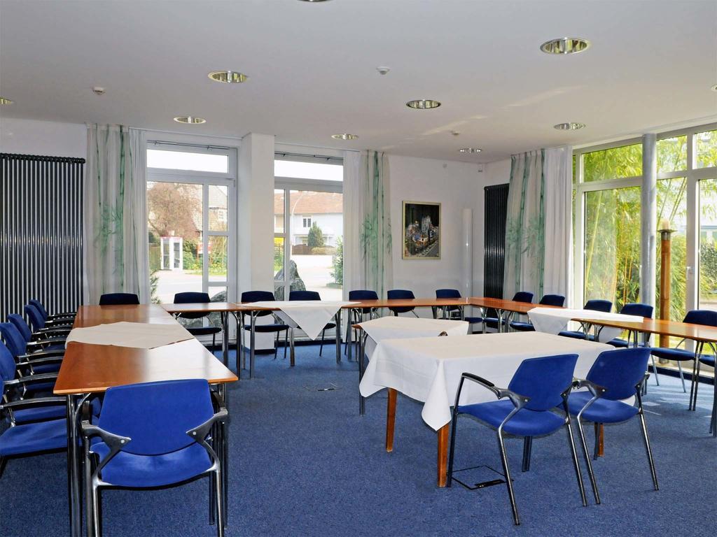 Hotel-Restaurant Thomsen Дельменхорст Экстерьер фото