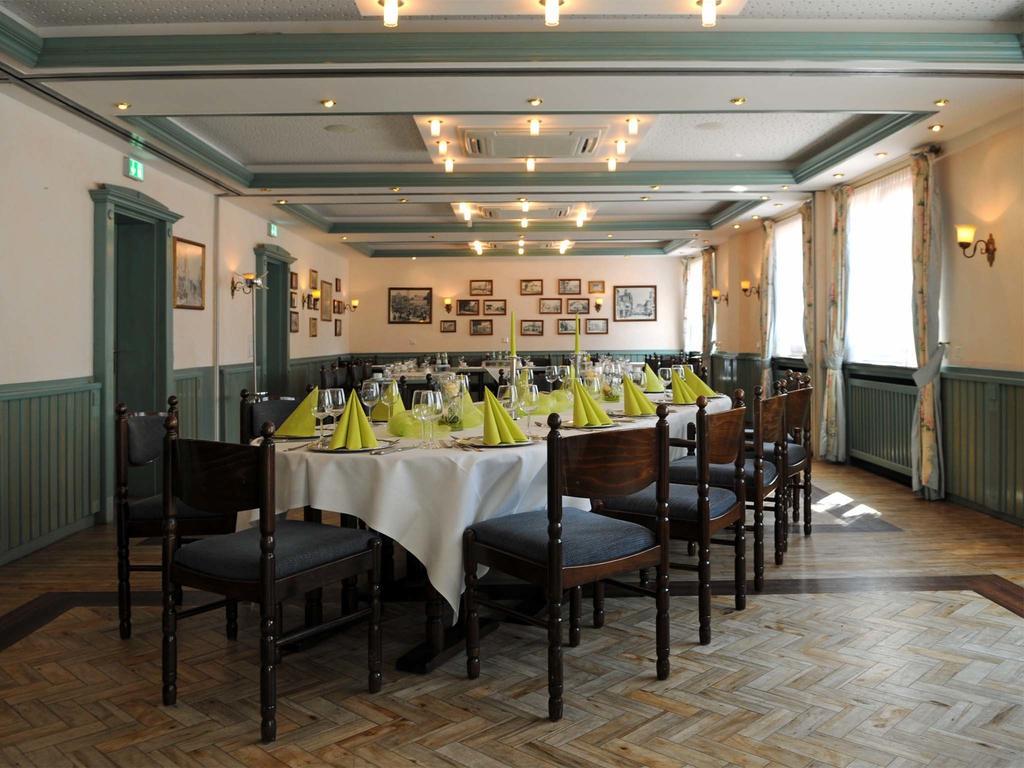 Hotel-Restaurant Thomsen Дельменхорст Экстерьер фото